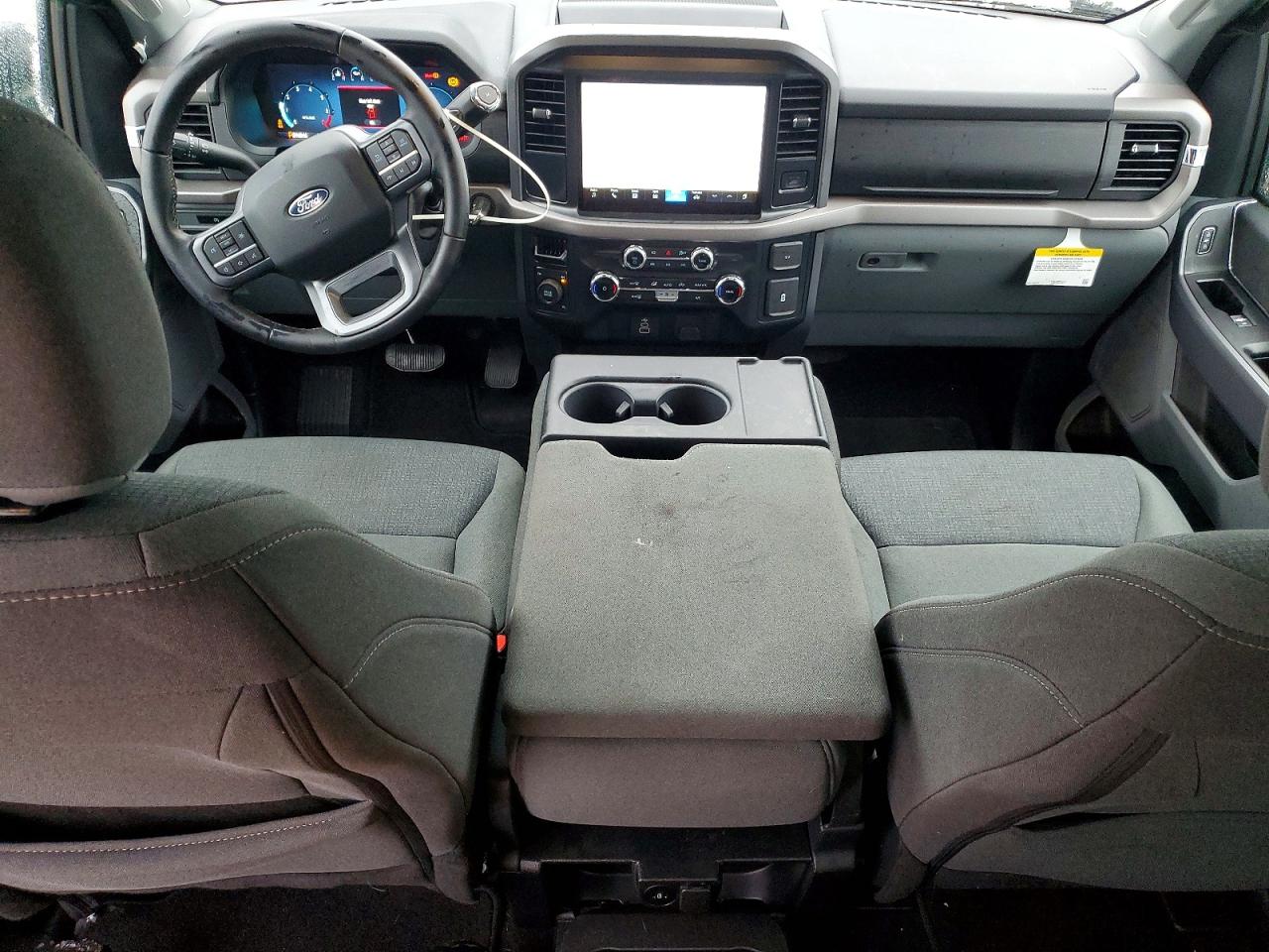 2025 FORD F150 XLT photo 8