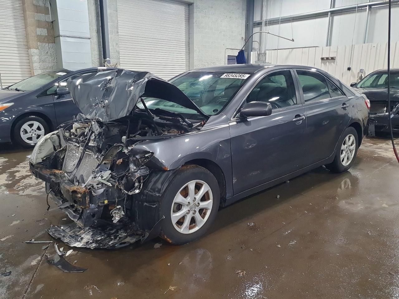 2010 TOYOTA CAMRY