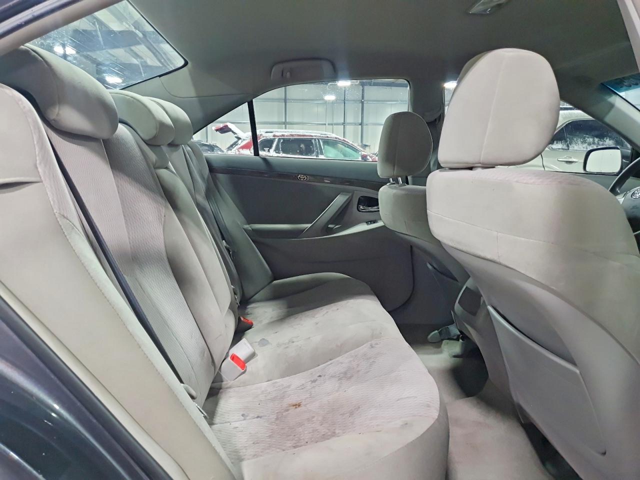 2010 TOYOTA CAMRY BASE photo 10
