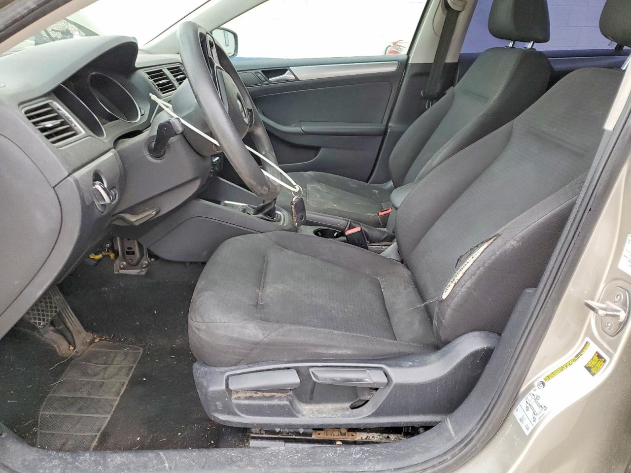 2016 VOLKSWAGEN JETTA SE photo 7