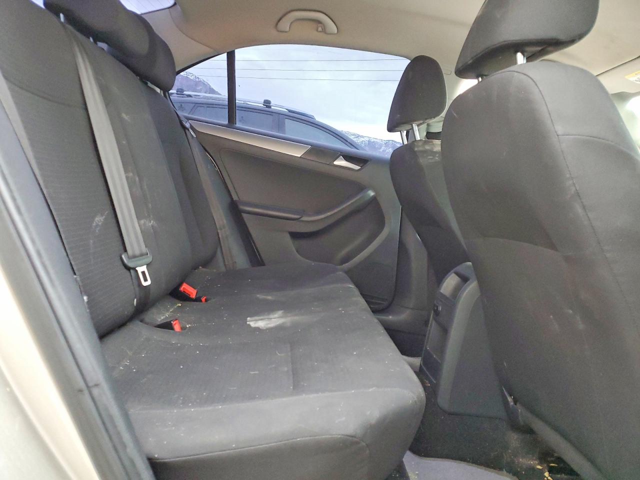 2016 VOLKSWAGEN JETTA SE photo 10