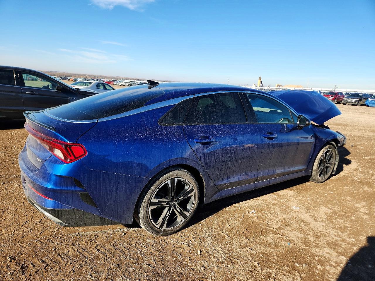 2023 KIA K5 GT LINE photo 3