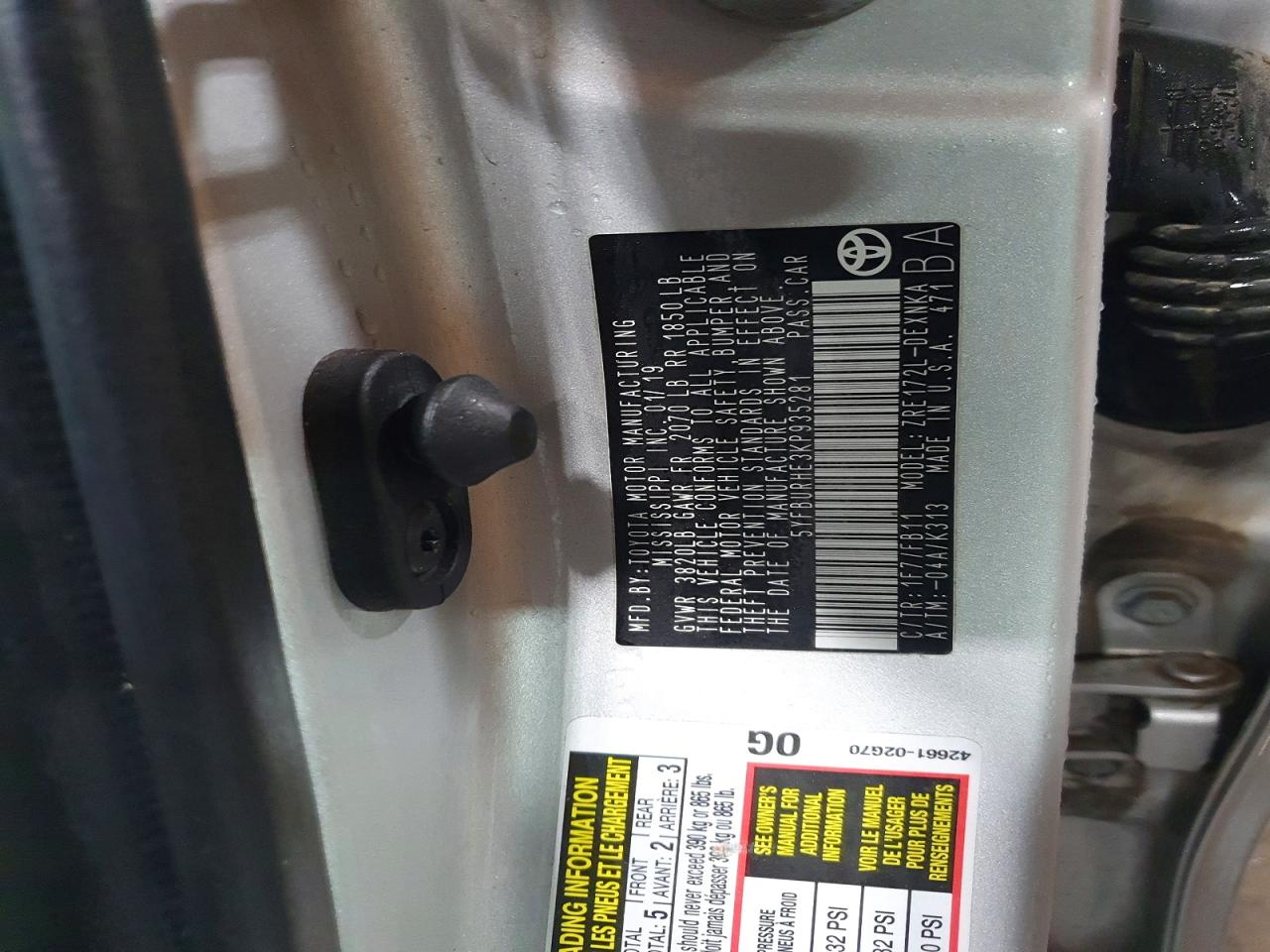 2019 TOYOTA COROLLA L photo 12