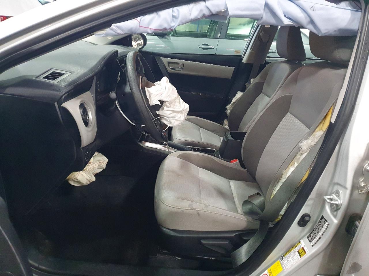 2019 TOYOTA COROLLA L photo 7