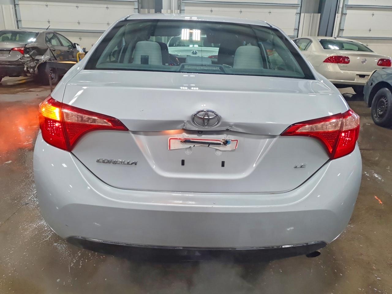 2019 TOYOTA COROLLA L photo 6