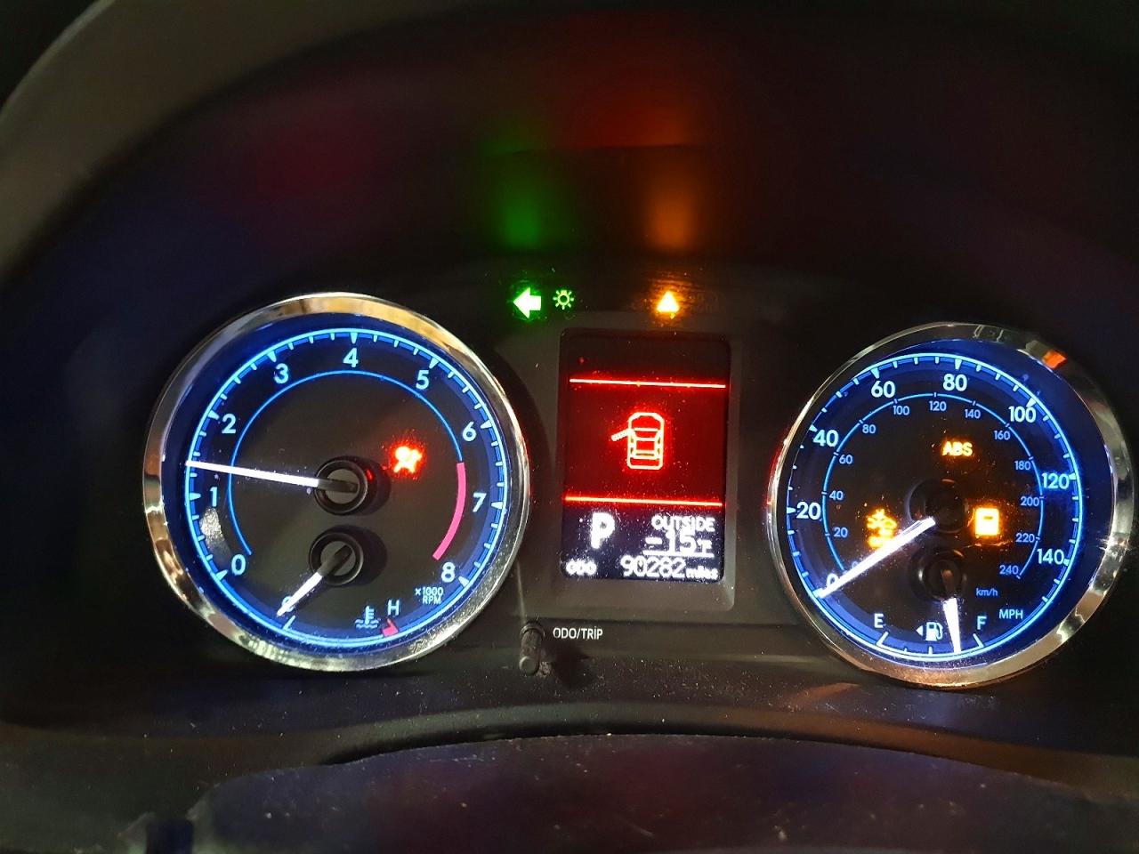 2019 TOYOTA COROLLA L photo 9