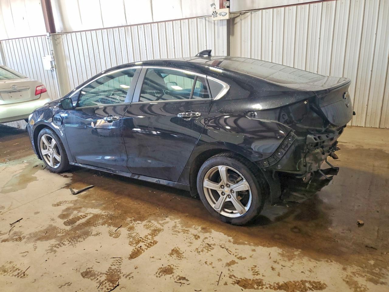 2016 CHEVROLET VOLT LT photo 2