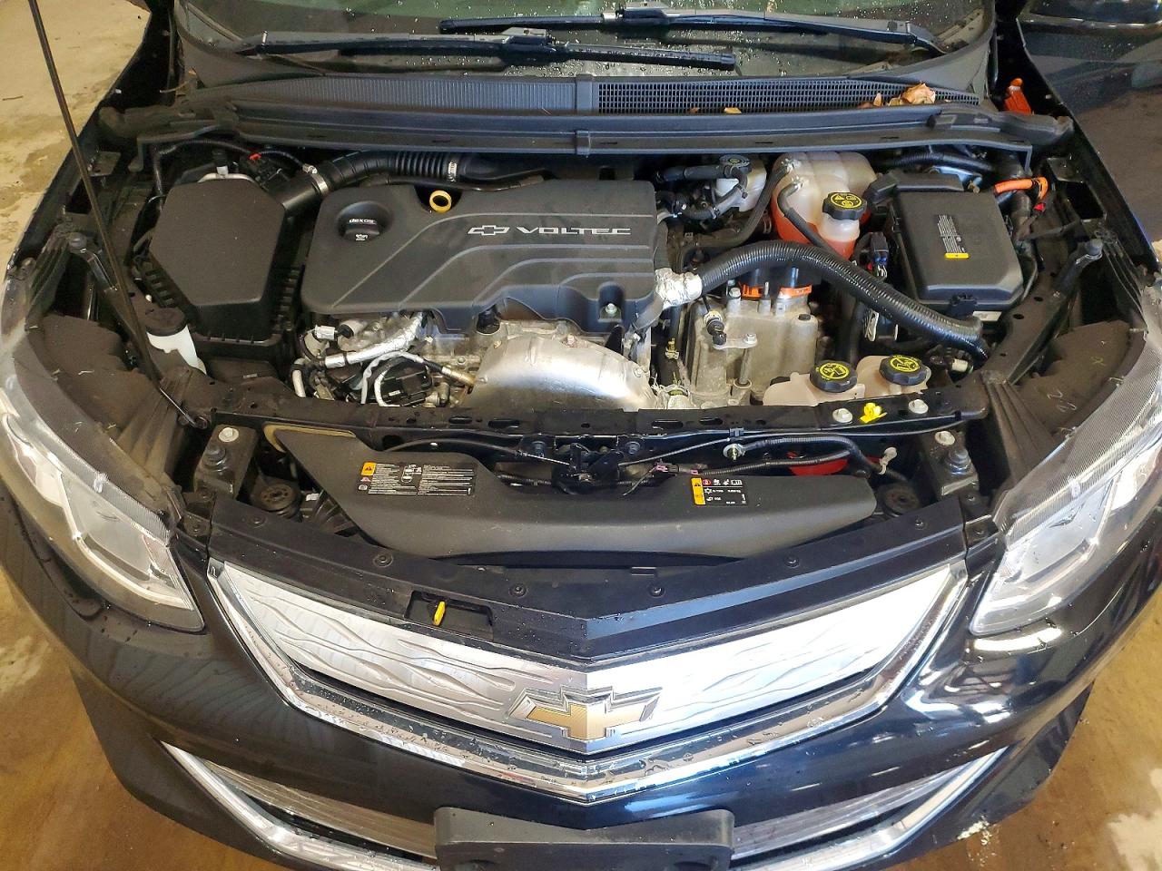 2016 CHEVROLET VOLT LT photo 11