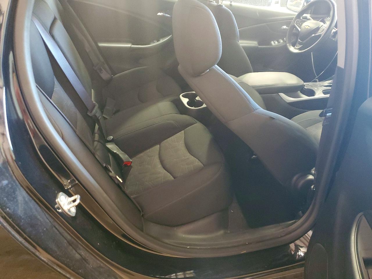 2016 CHEVROLET VOLT LT photo 10