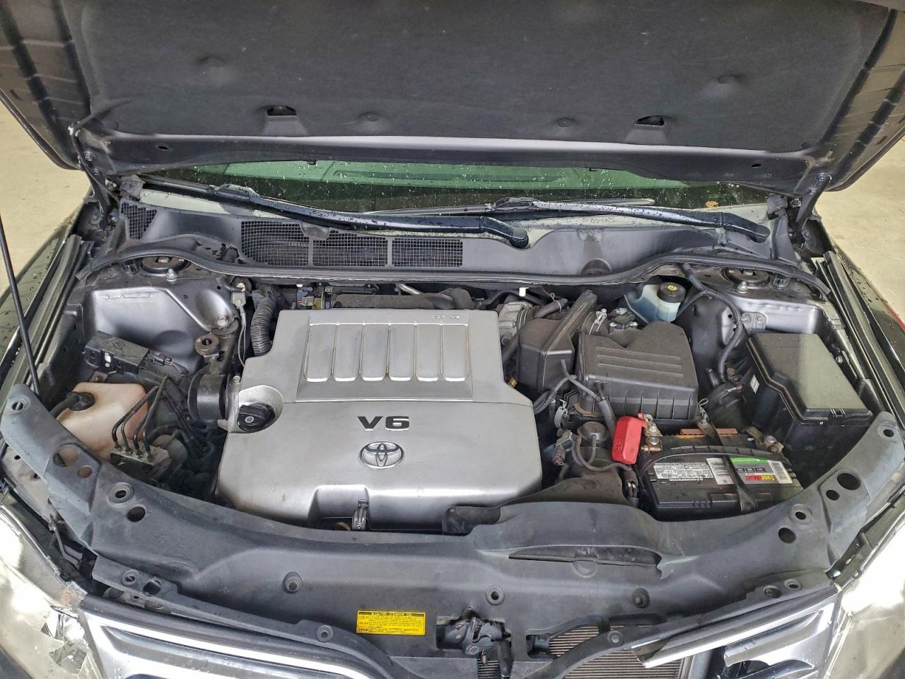2010 TOYOTA VENZA photo 23