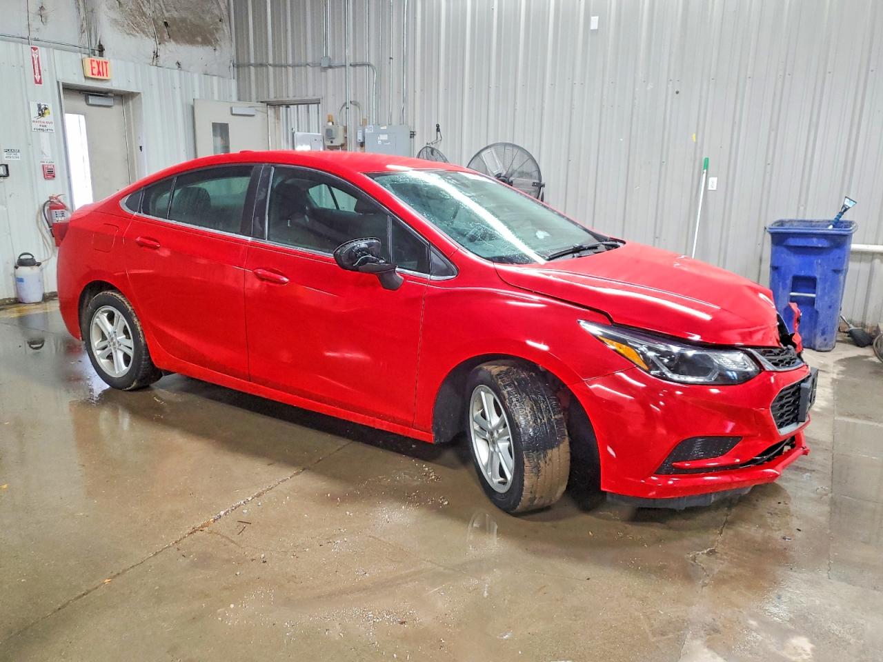 2017 CHEVROLET CRUZE LT photo 4