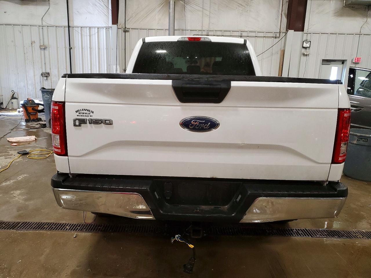 2017 FORD F150 SUPERCREW photo 6