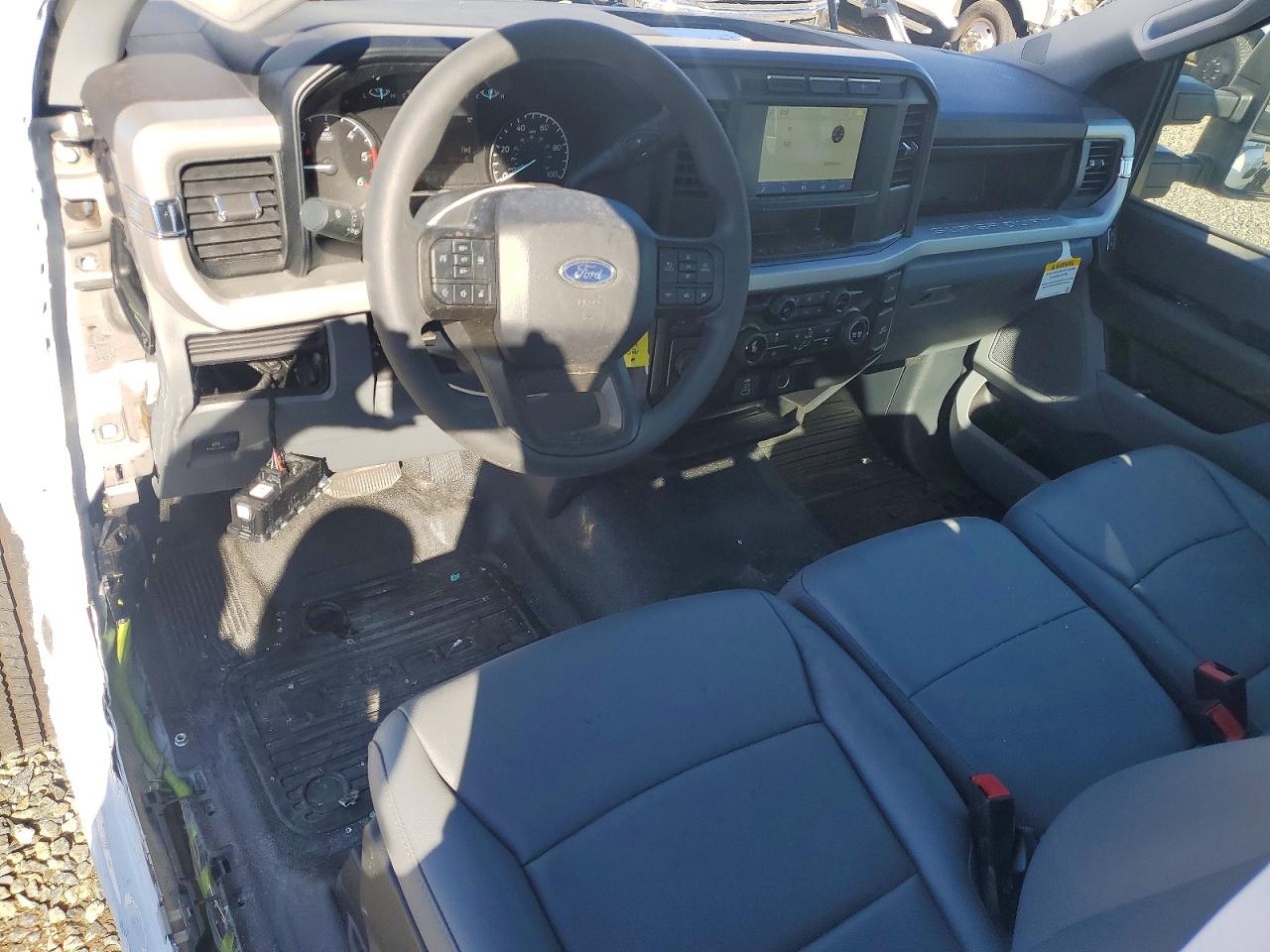 2024 FORD F550 TRUCK CAB AND CHASSIS photo 22