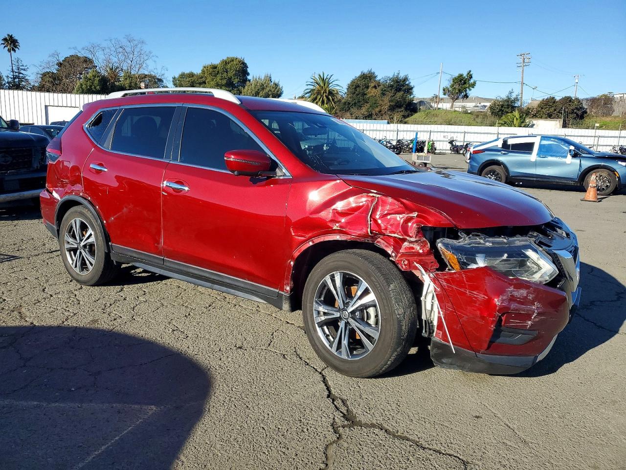 2019 NISSAN ROGUE S photo 4