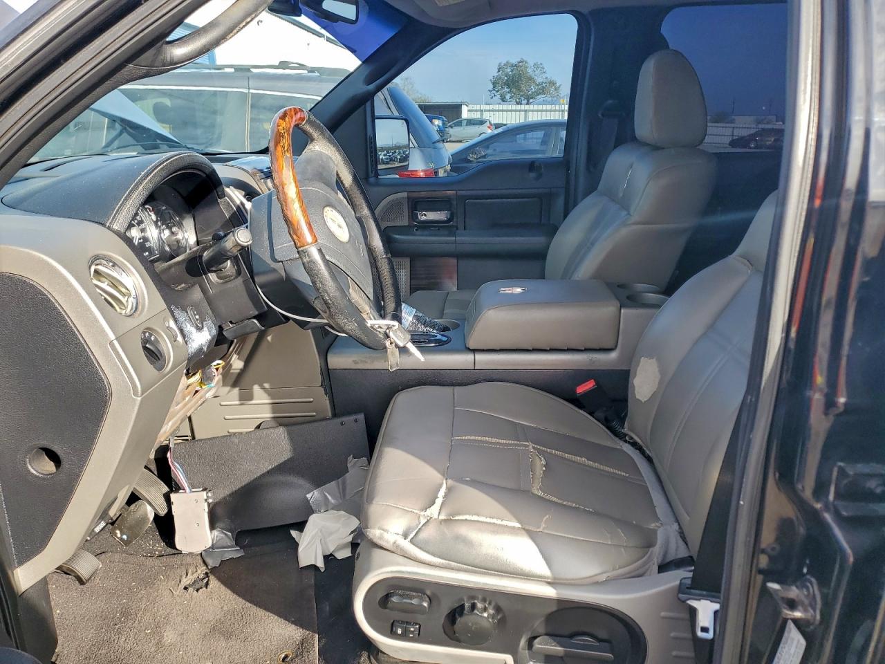 2007 LINCOLN MARK LT photo 7