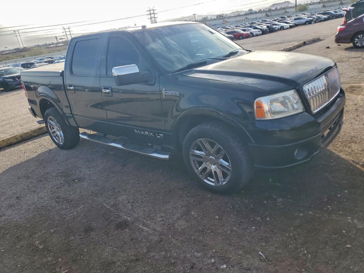 2007 LINCOLN MARK LT photo 4