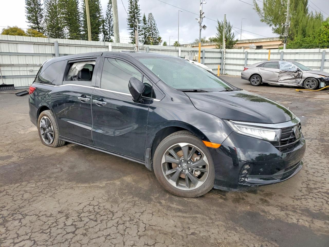2024 HONDA ODYSSEY ELITE photo 10