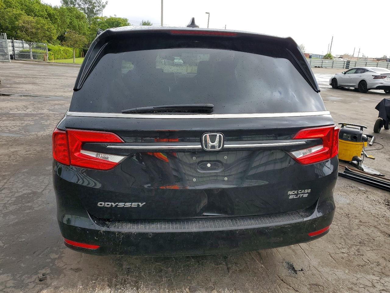 2024 HONDA ODYSSEY ELITE photo 16