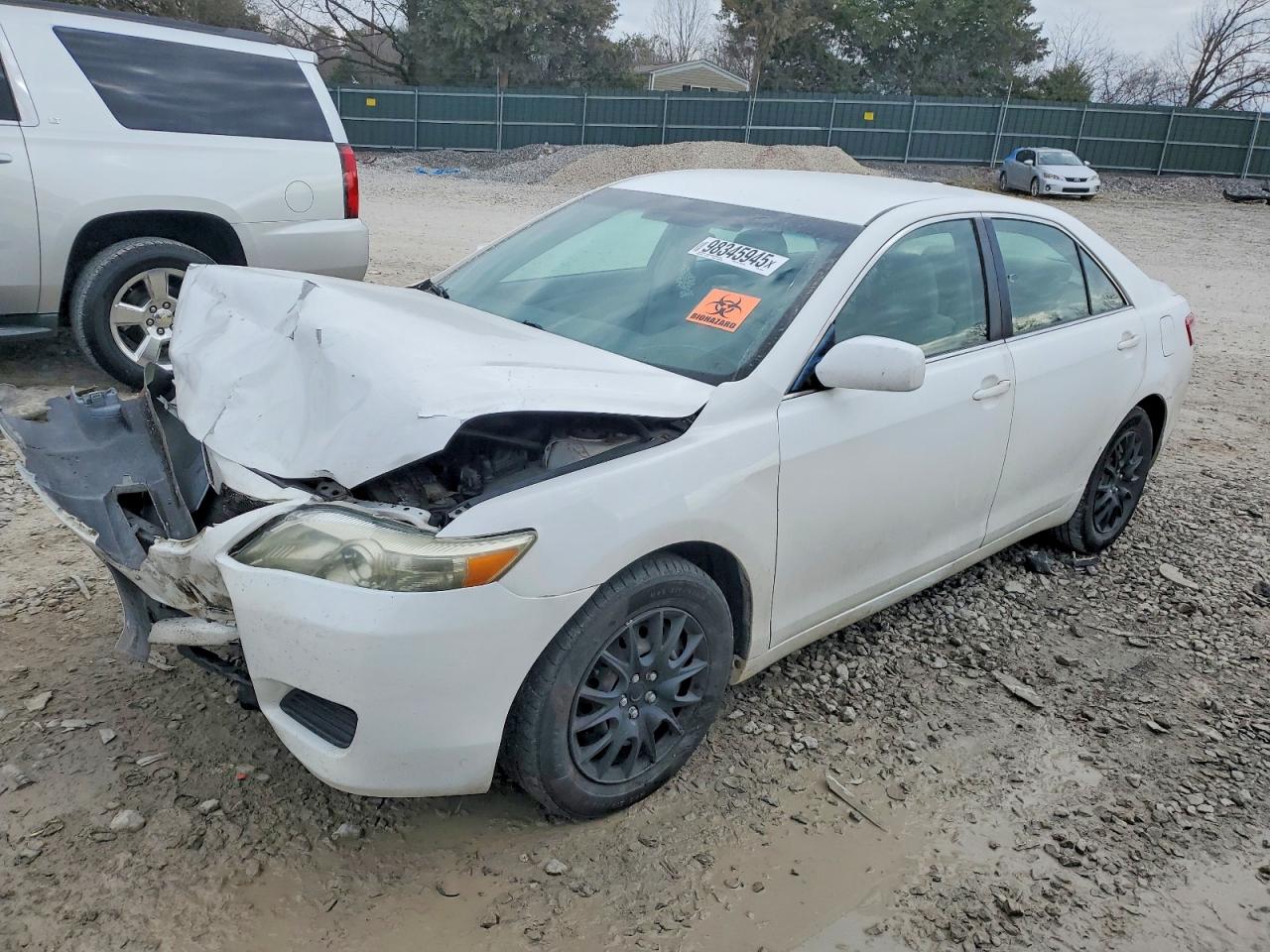 2011 TOYOTA CAMRY