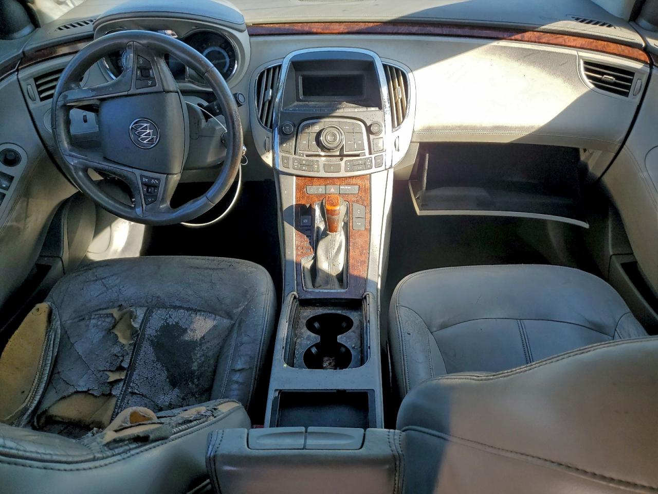 2010 BUICK LACROSSE CXL photo 8