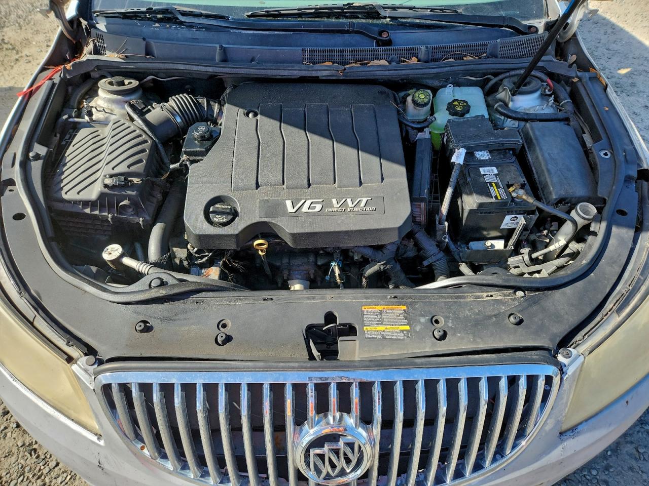 2010 BUICK LACROSSE CXL photo 11