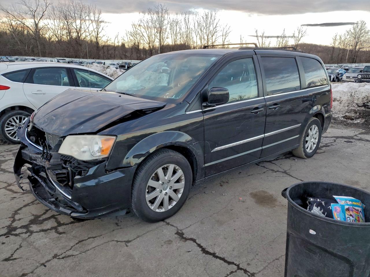 2012 CHRYSLER TOWN & COUNTRY