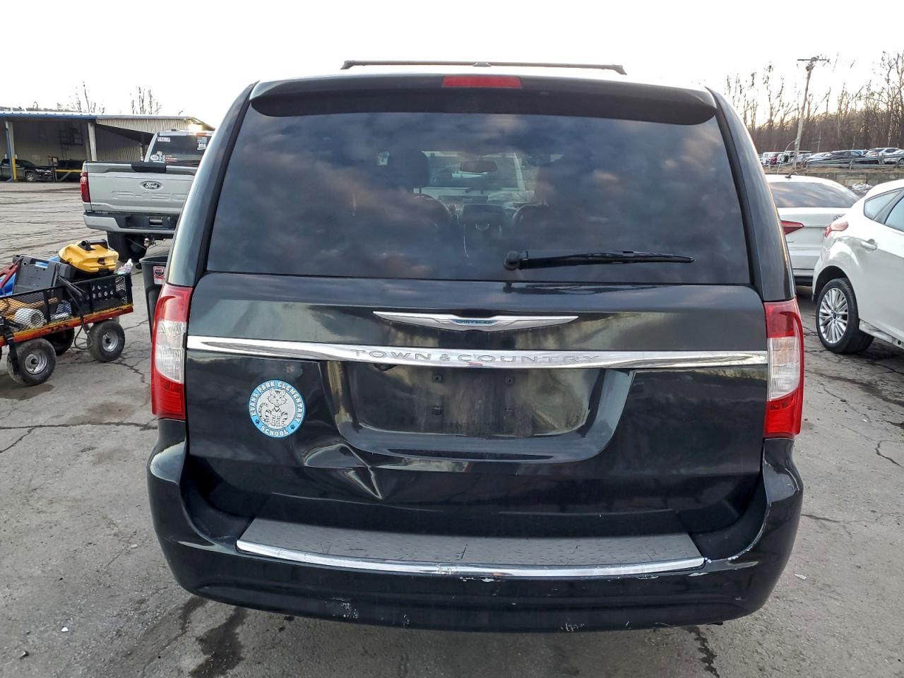 2012 CHRYSLER TOWN & COUNTRY TOURING photo 6
