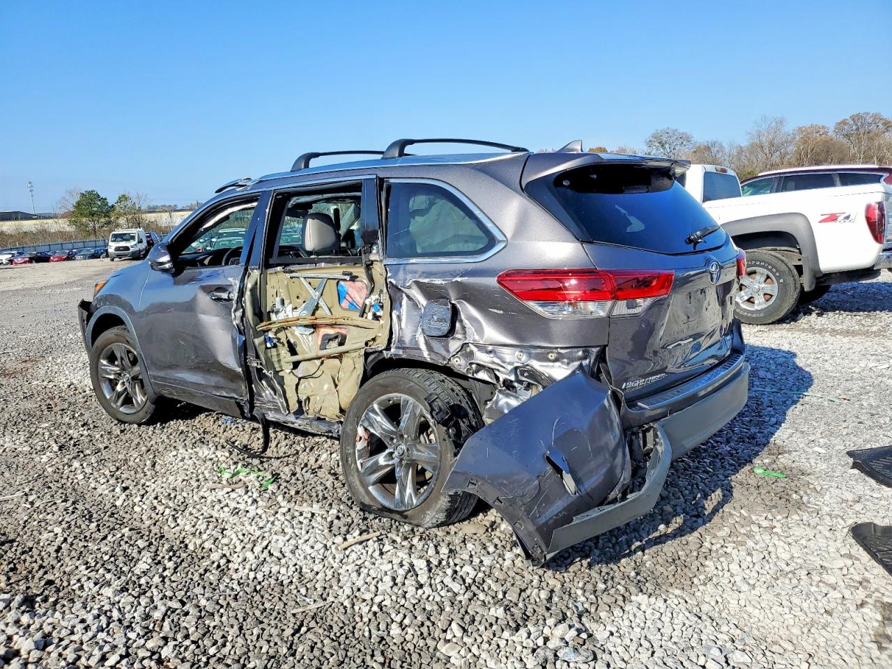 2017 TOYOTA HIGHLANDER LIMITED photo 2
