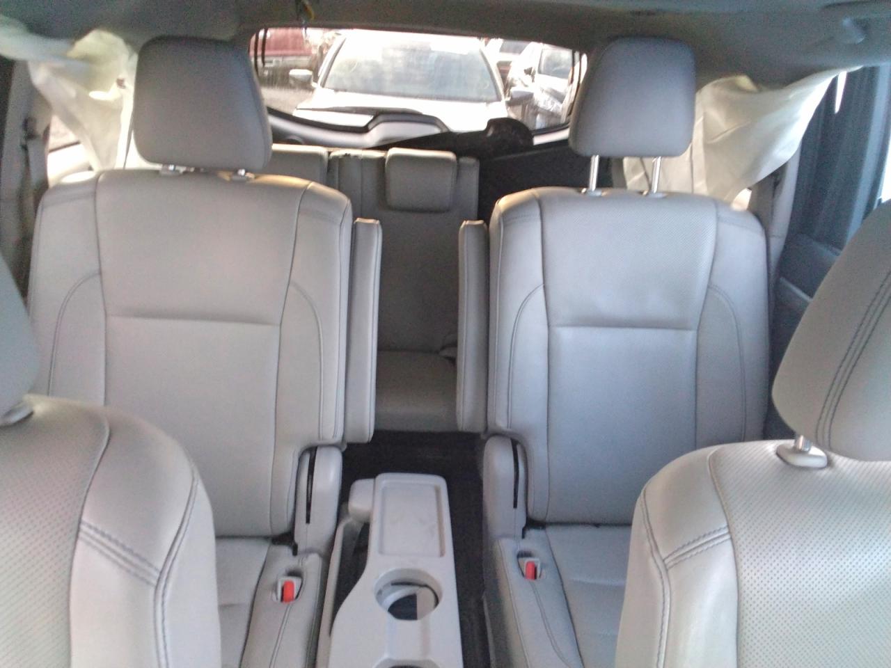 2017 TOYOTA HIGHLANDER LIMITED photo 10