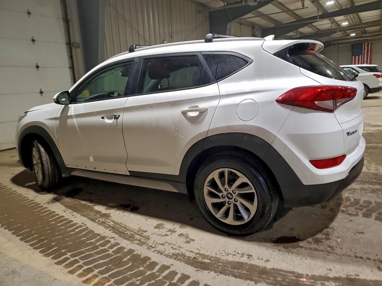2018 HYUNDAI TUCSON SEL photo 2