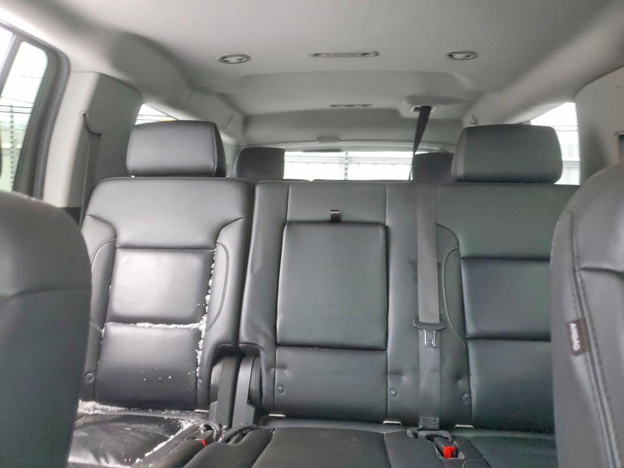 2018 CHEVROLET SUBURBAN K1500 LT photo 10