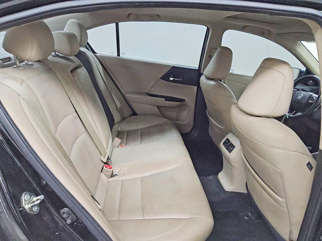 2017 HONDA ACCORD EXL photo 10