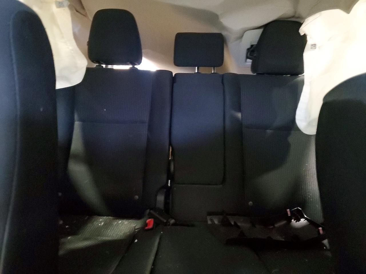 2014 TOYOTA RAV4 LE photo 10