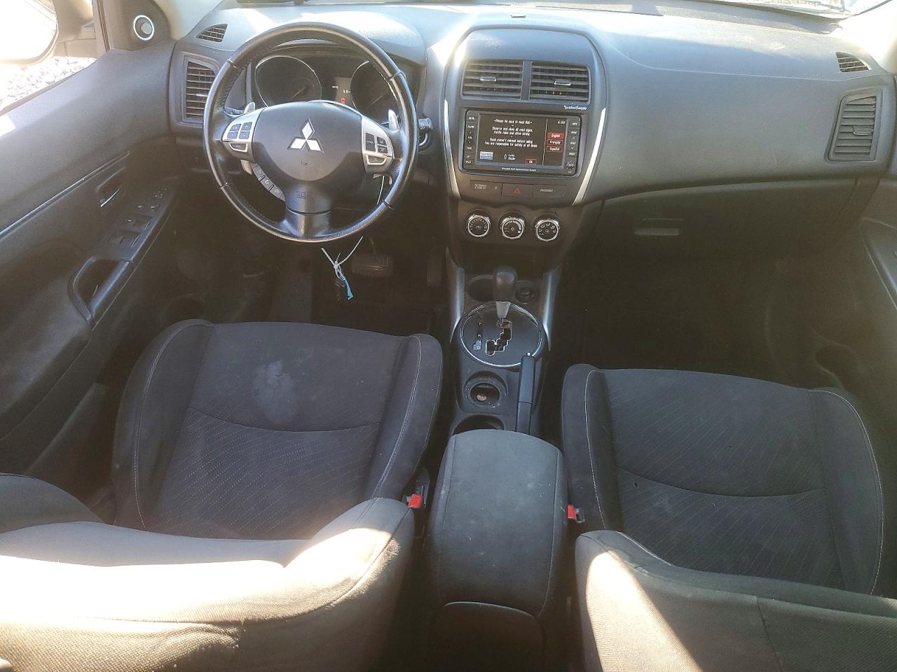 2013 MITSUBISHI OUTLANDER SPORT SE photo 8