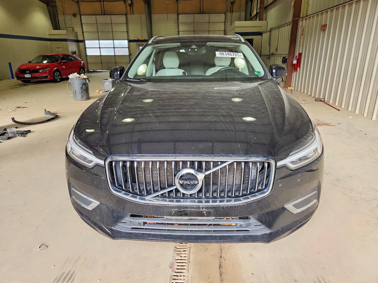 2019 VOLVO XC60 T5 INSCRIPTION photo 5