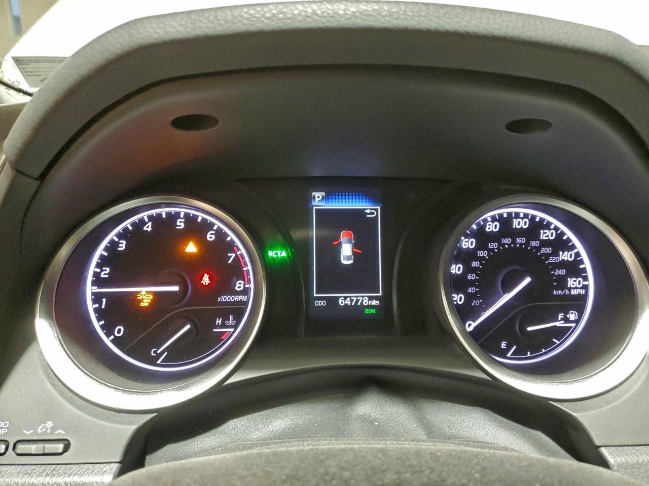 2021 TOYOTA CAMRY LE photo 9