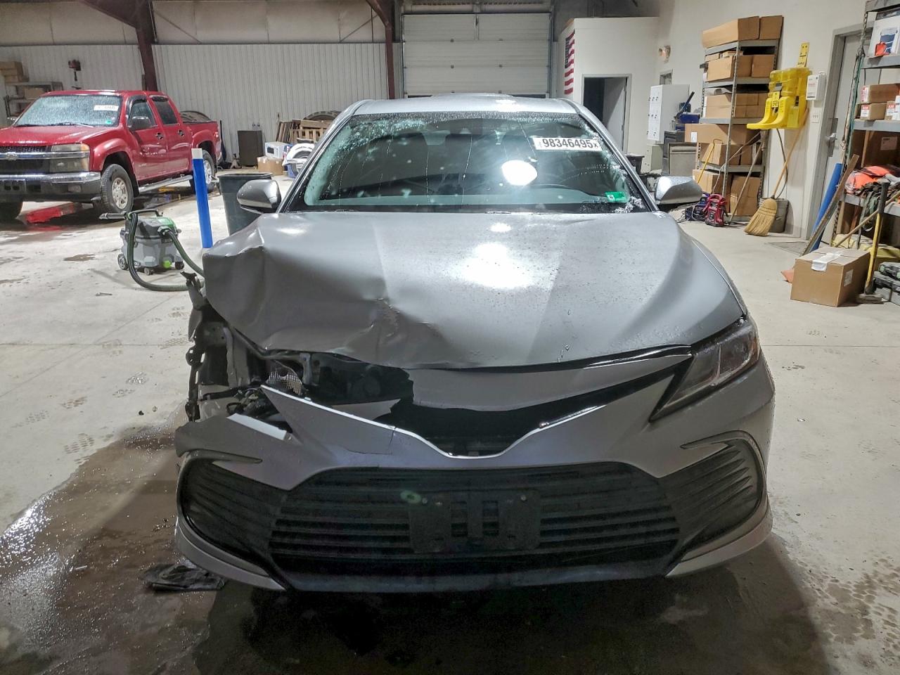 2021 TOYOTA CAMRY LE photo 5
