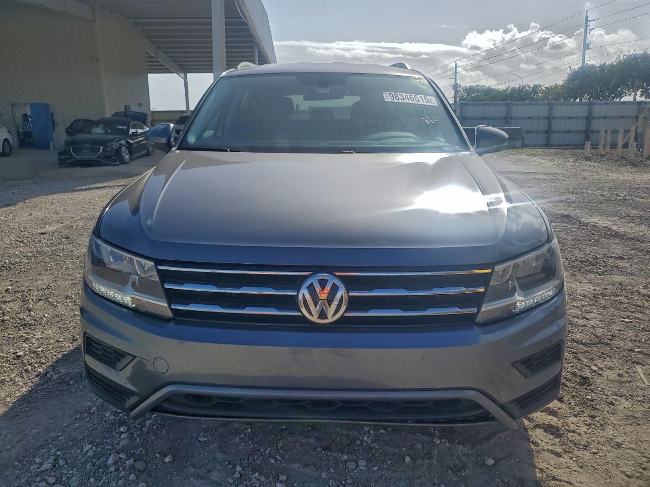 2020 VOLKSWAGEN TIGUAN SE photo 5