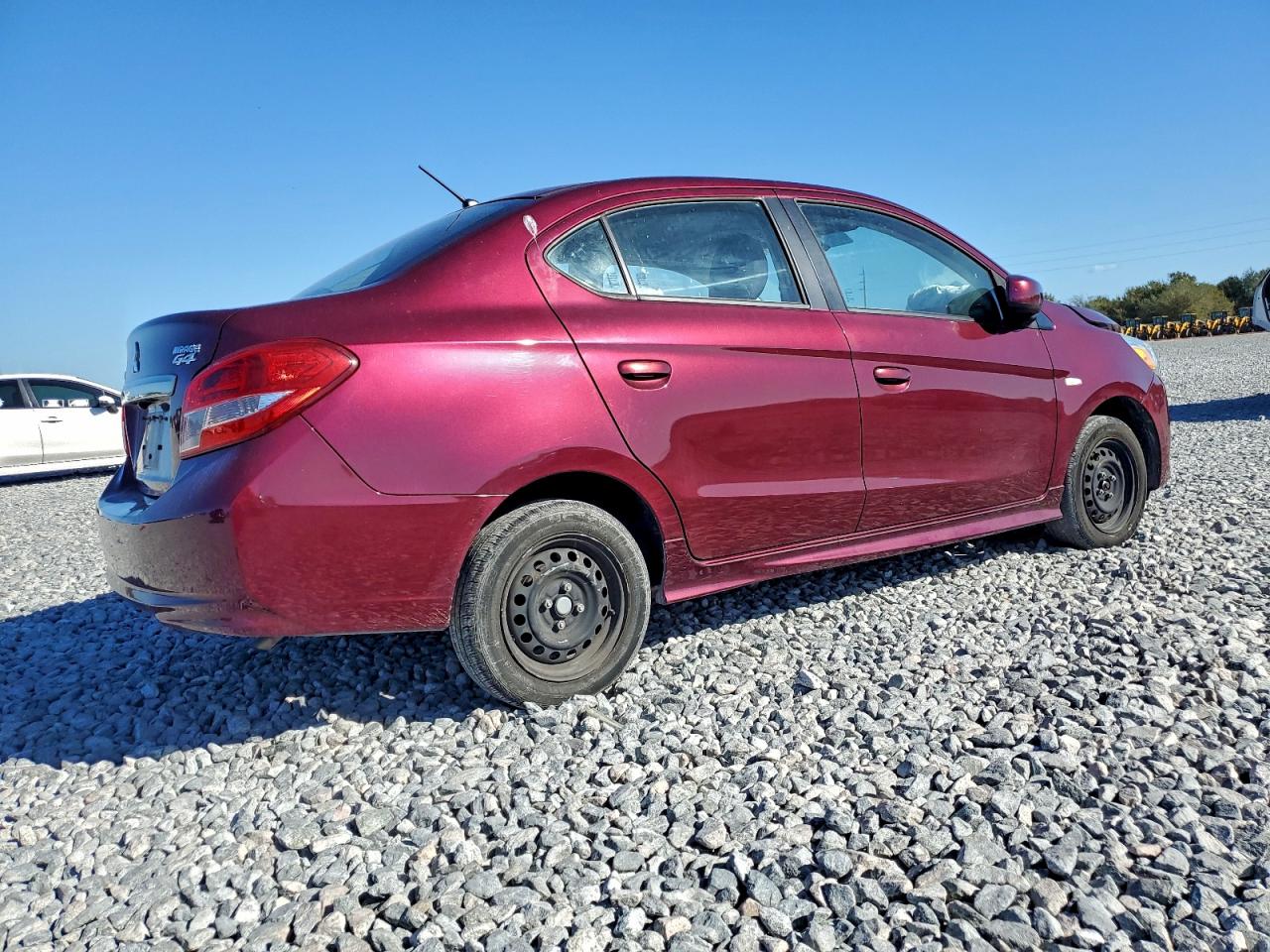 2018 MITSUBISHI MIRAGE G4 ES photo 3