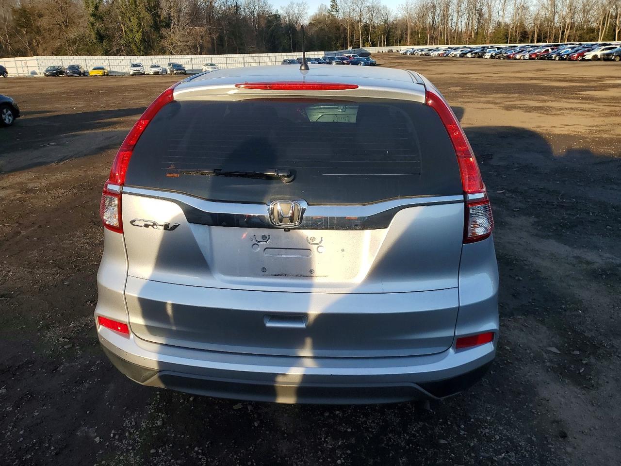 2016 HONDA CR-V LX photo 6