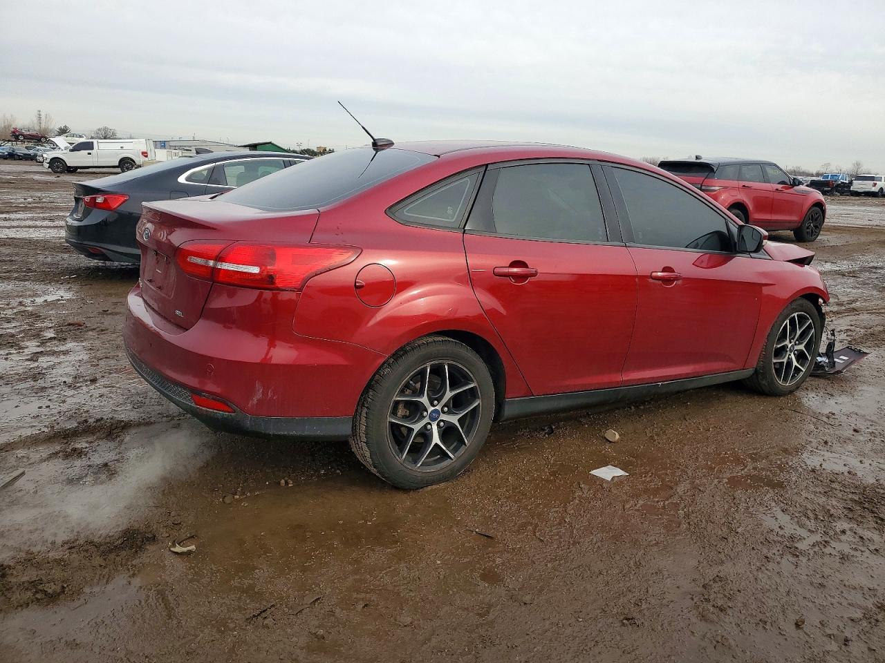 2017 FORD FOCUS SEL photo 3