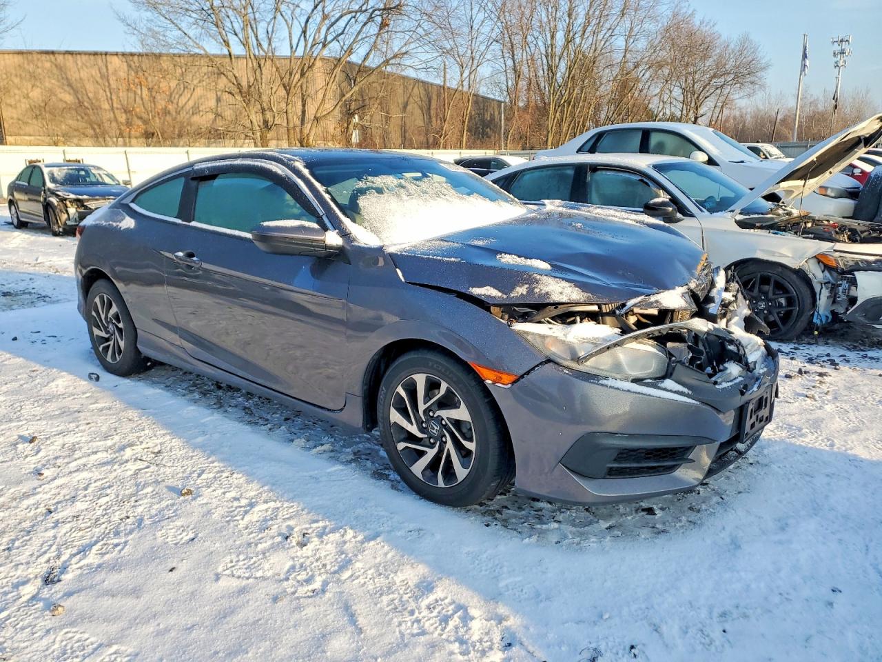 2016 HONDA CIVIC LX photo 4