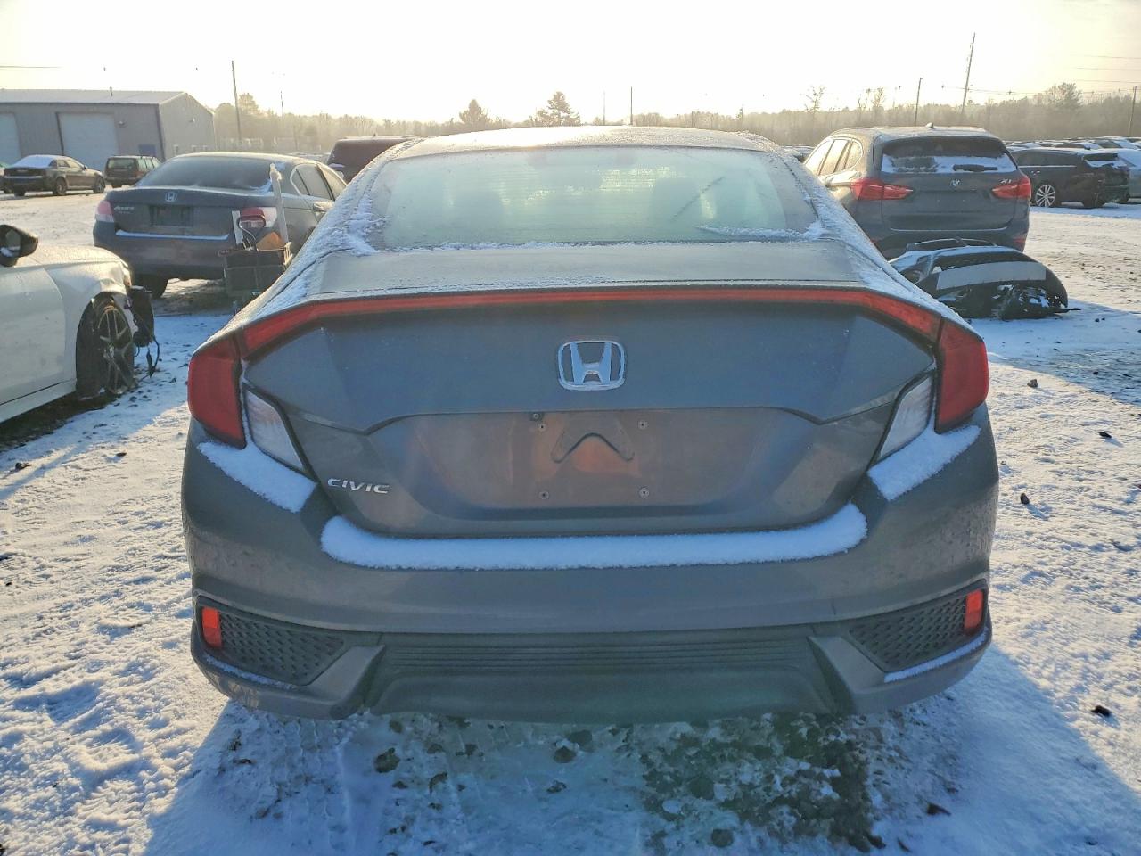 2016 HONDA CIVIC LX photo 6