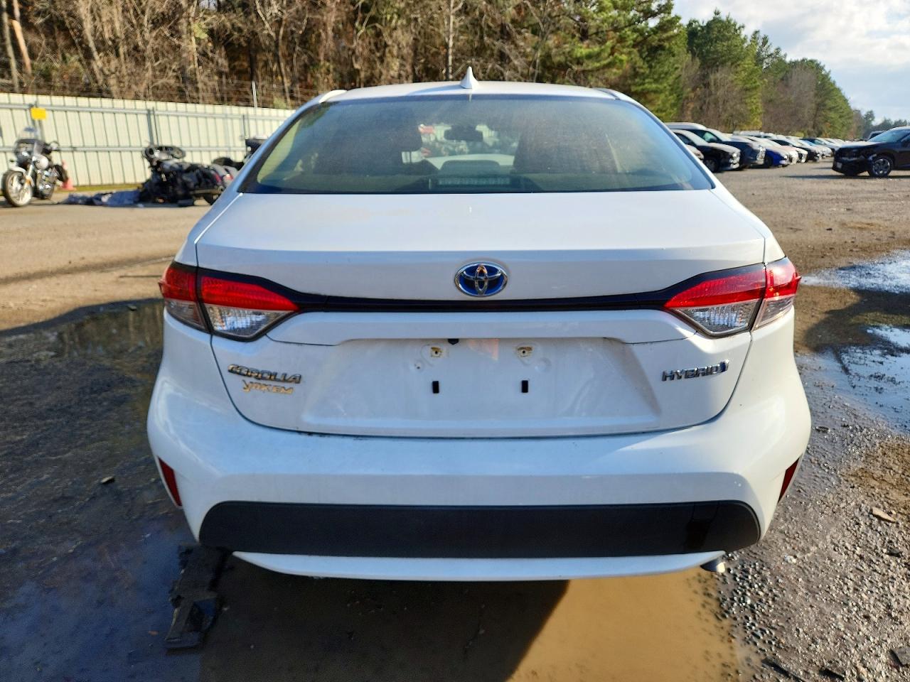 2020 TOYOTA COROLLA LE photo 6