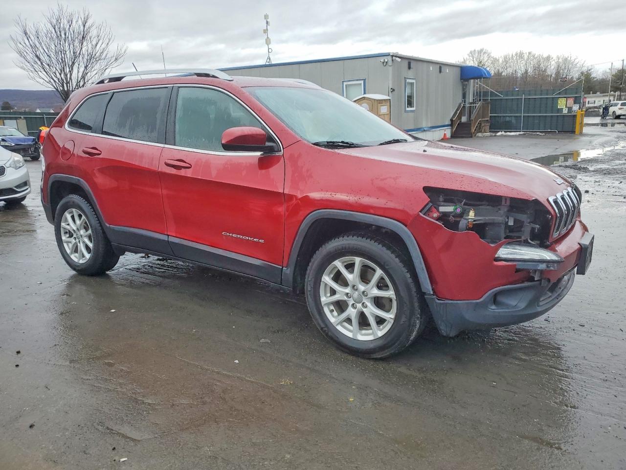 2015 JEEP CHEROKEE LATITUDE photo 4