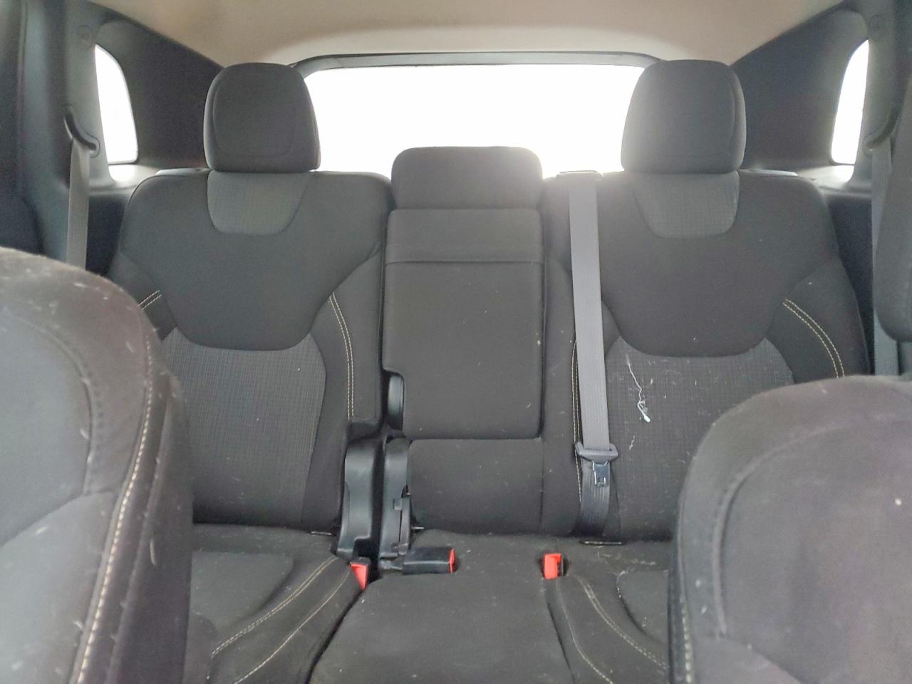 2015 JEEP CHEROKEE LATITUDE photo 10