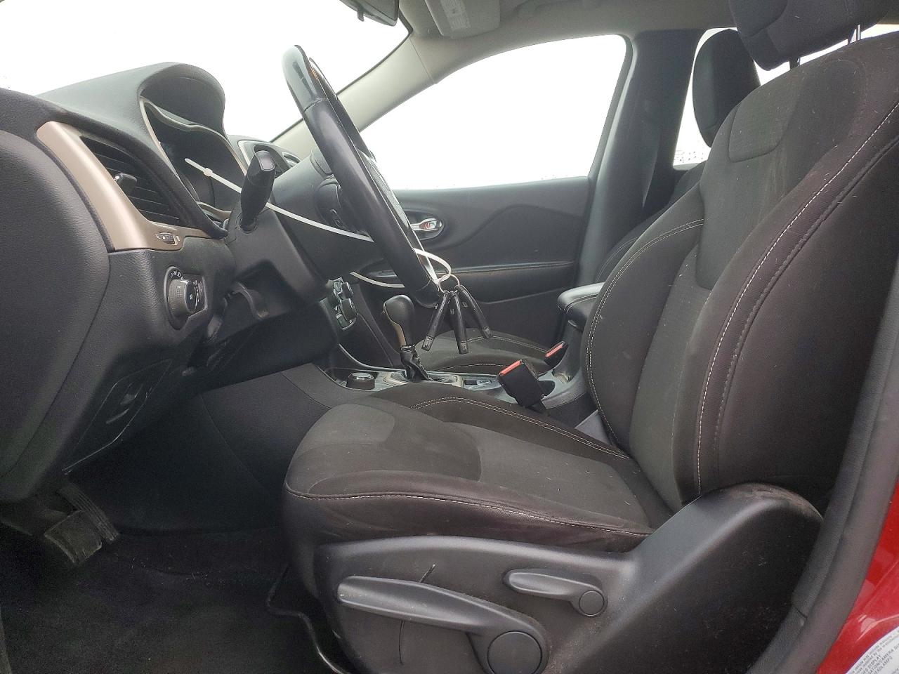 2015 JEEP CHEROKEE LATITUDE photo 7