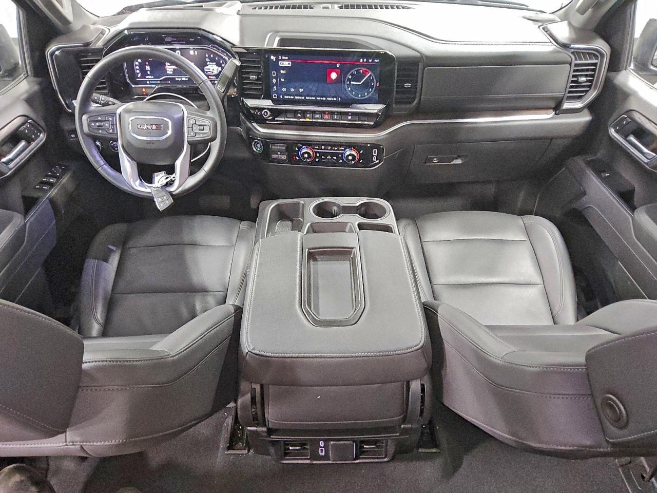 2025 GMC SIERRA K1500 SLT photo 8