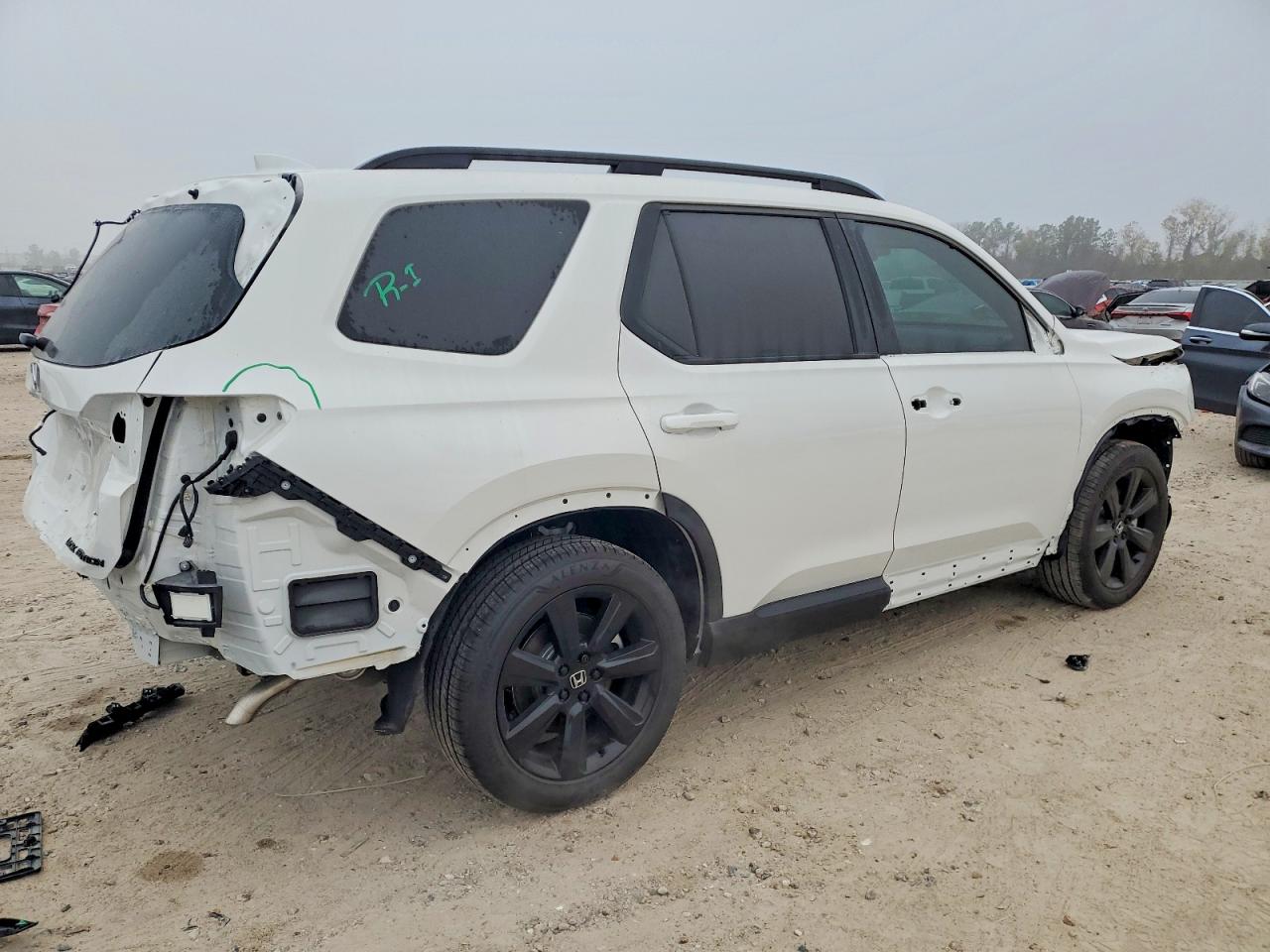 2025 HONDA PILOT BLACK photo 3