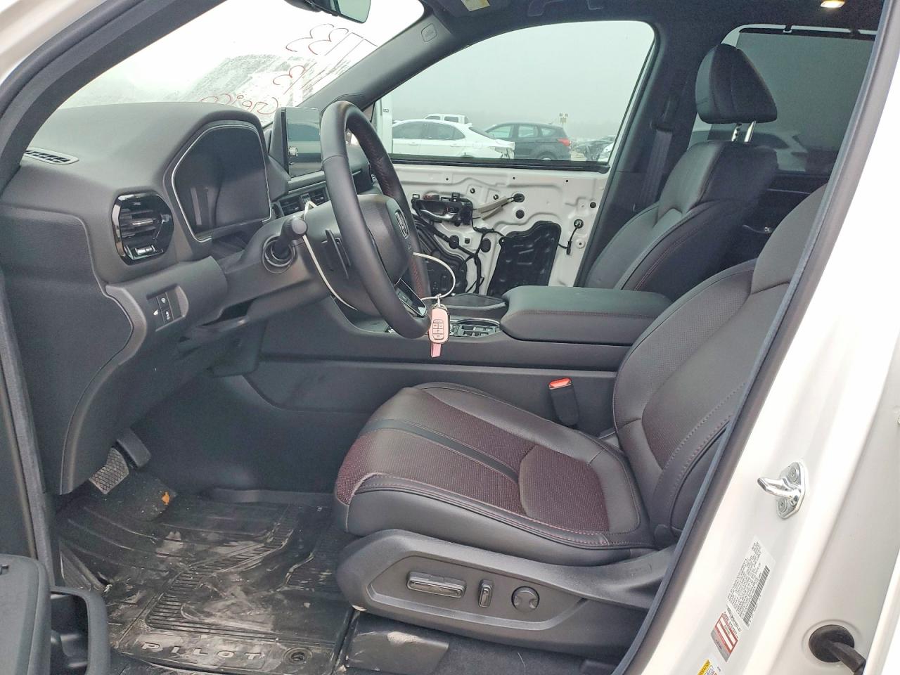 2025 HONDA PILOT BLACK photo 7